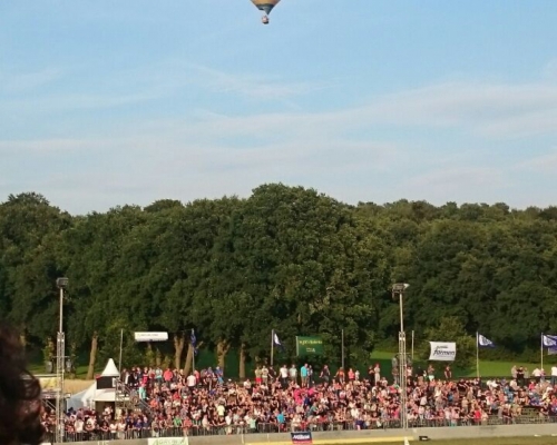 Prive ballonvaart over de Tractorpulling in Lochem